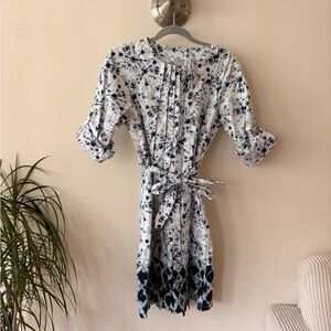 Kaktus White and Navy Floral Tie-Waist Mini Dress Size Small